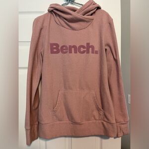 Bench pullover sweatshirt with hood